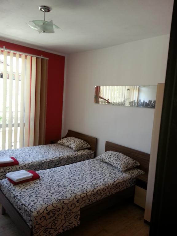 Guest House Nedelchevi Primorsko Oda fotoğraf