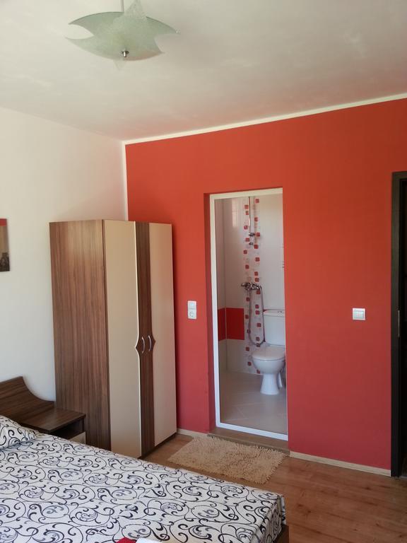 Guest House Nedelchevi Primorsko Oda fotoğraf